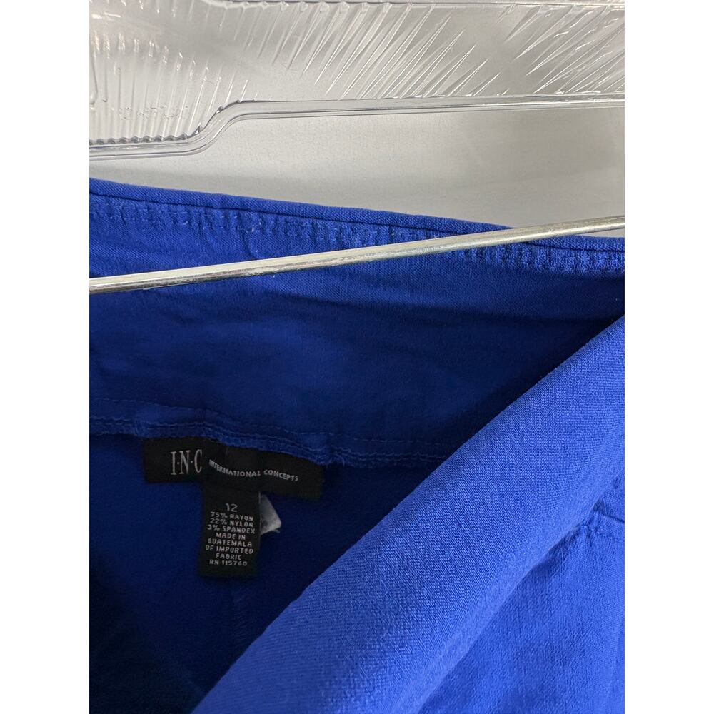 INC International Concepts Blue Shorts Size 12 - Picture 2 of 3